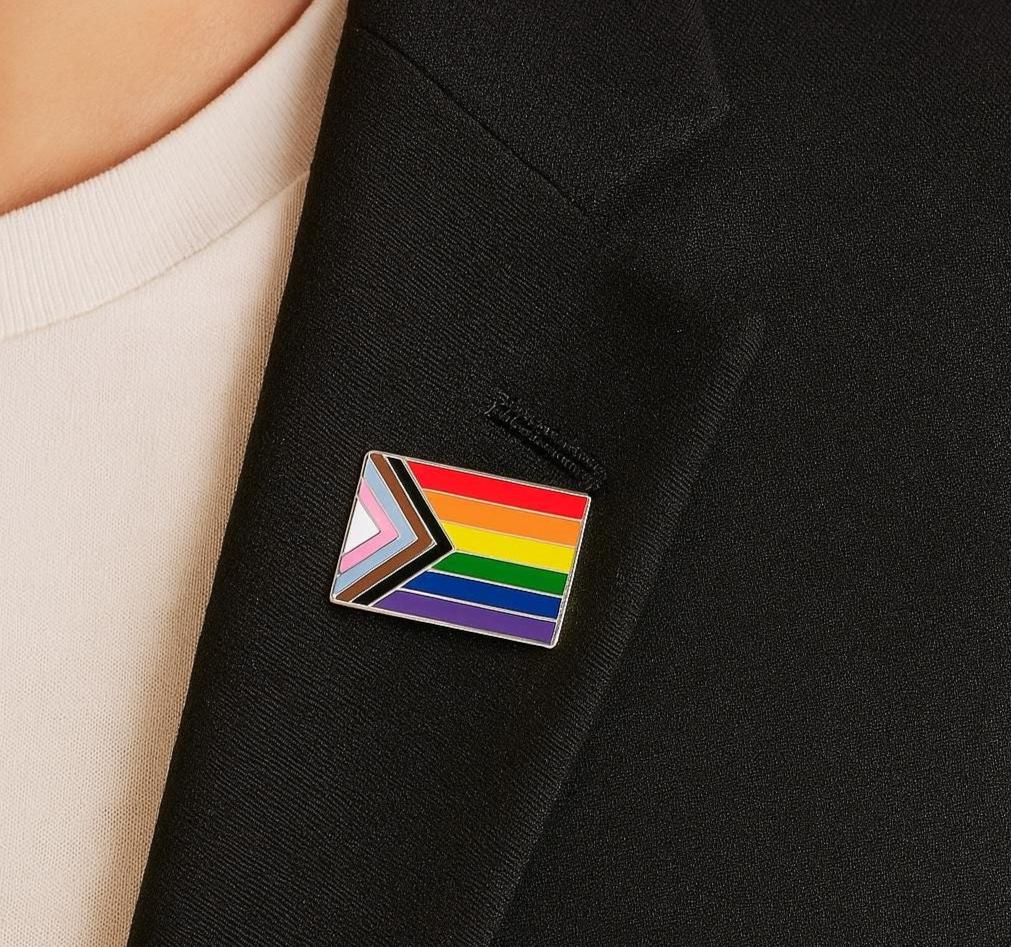 Daniel Quasar Flag Pin
