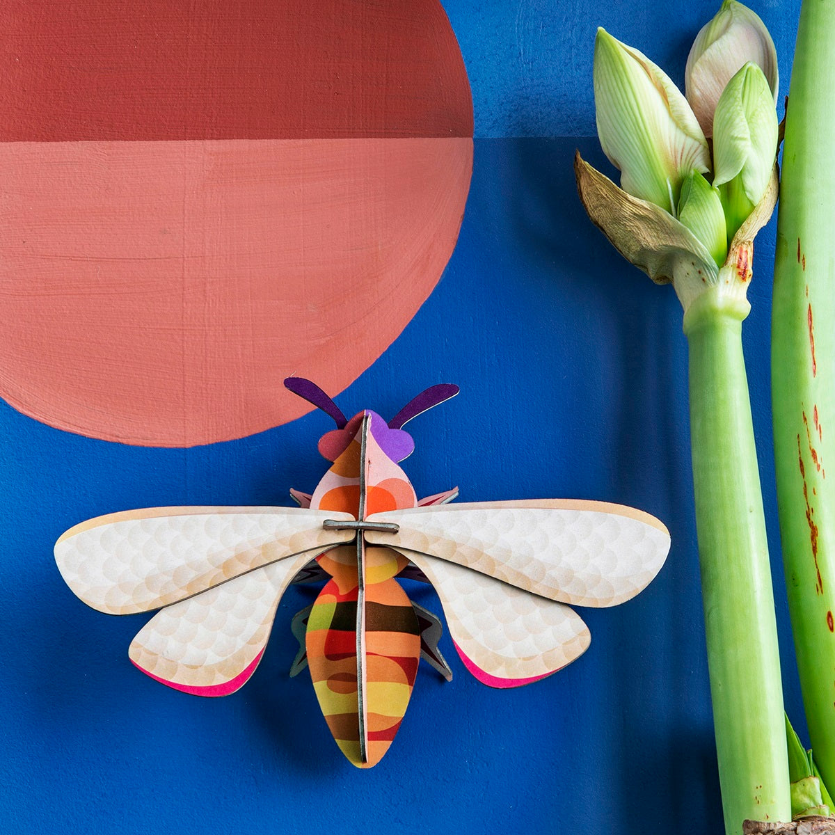 DIY Bee Decoration
